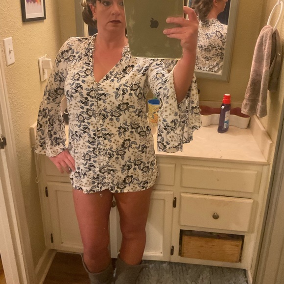 NEW LISTING ‼️FREE PEOPLE Tunic - Picture 12 of 16